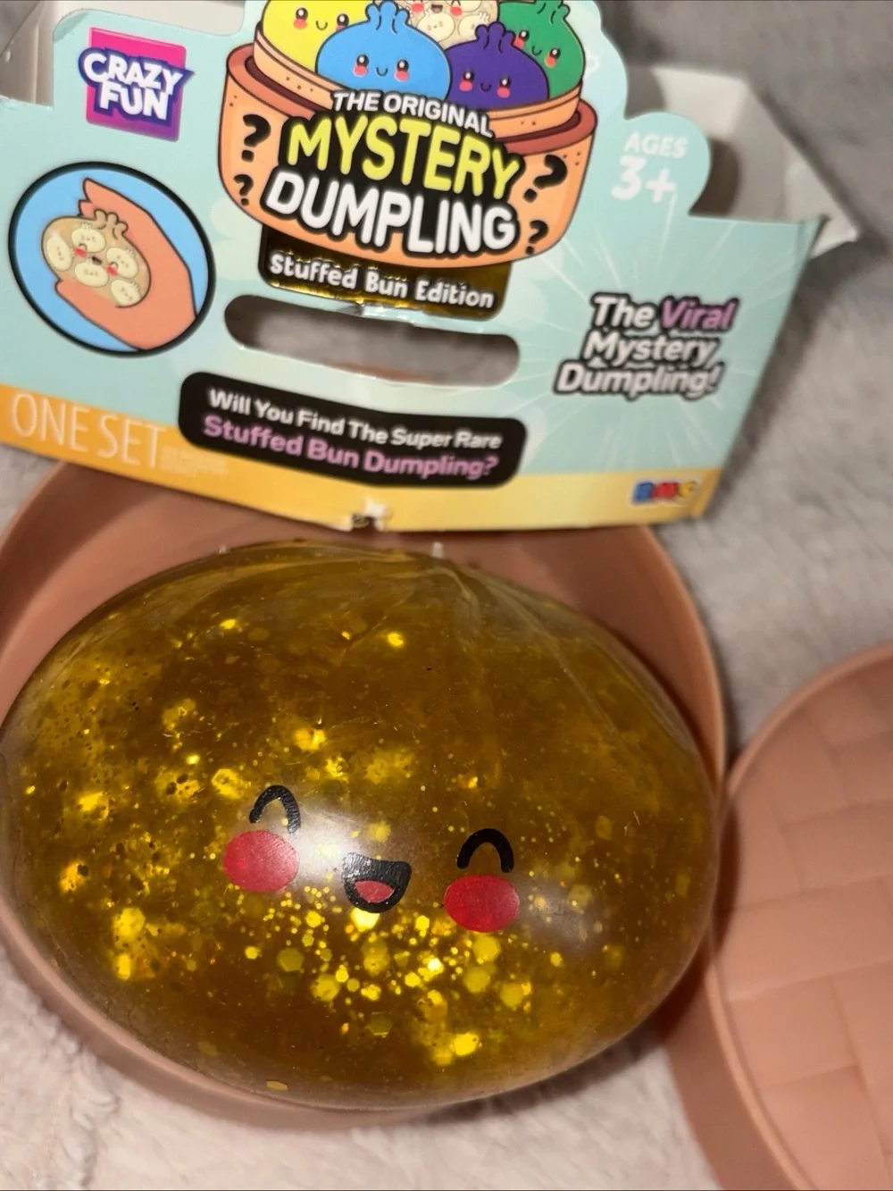 Mystery Dumpling Stuffed Bun Edition Kids Toy - Gold Glitter (Unknown Brand)